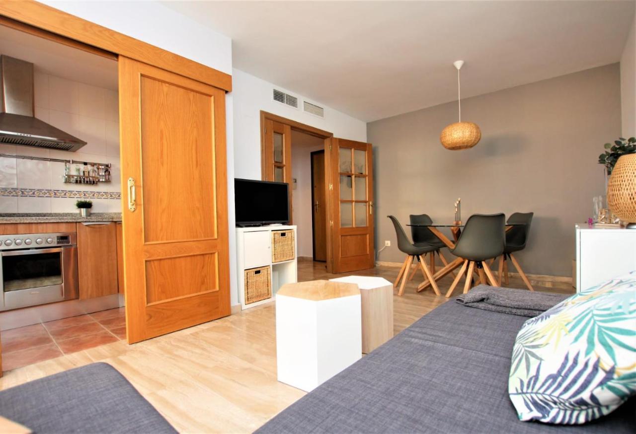 מארבלה Apartamento Beachfront La Jacaranda מראה חיצוני תמונה