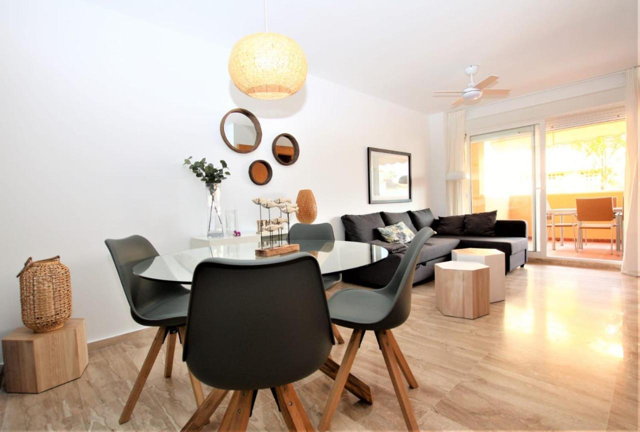 מארבלה Apartamento Beachfront La Jacaranda מראה חיצוני תמונה